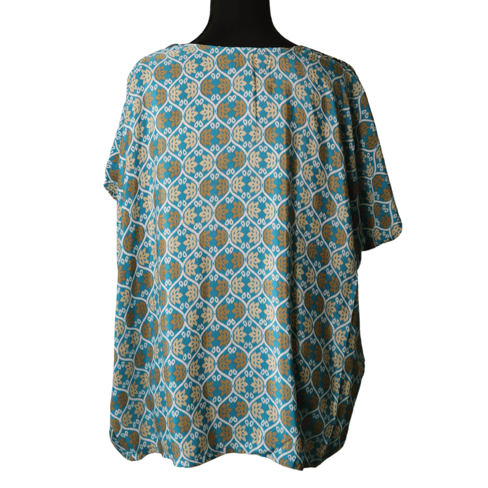 Sansa Shrug (0003) - Ethically Made